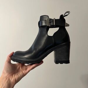 Black block heel Bronx leather boots